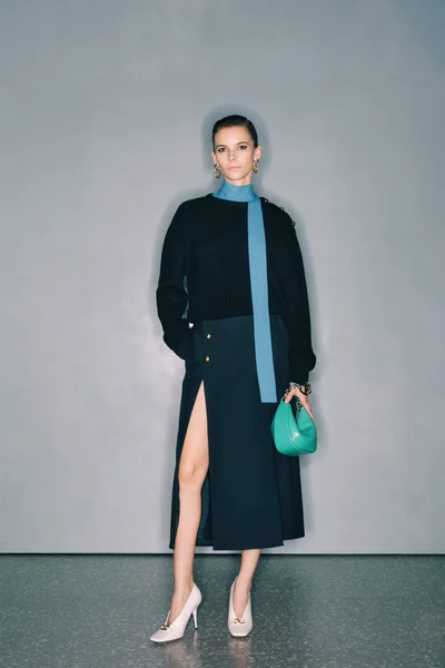 Look 49